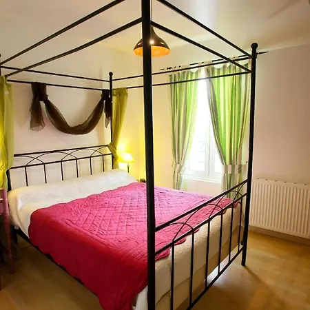 Logis La Cremaillere Hotel 2*