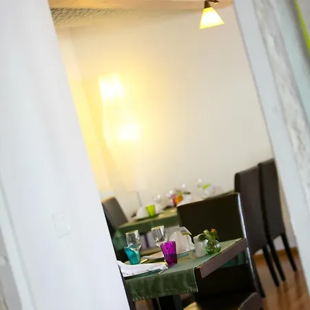 Hotel Logis La Cremaillere Villandraut