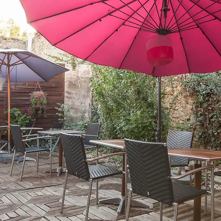 Hotell Logis La Cremaillere
