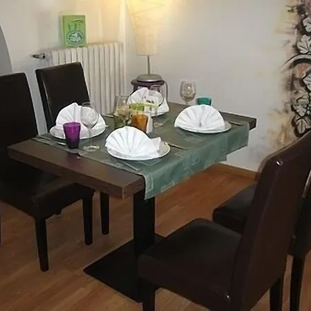 Logis La Cremaillere 2*