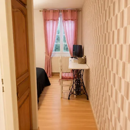Logis La Cremaillere Hotel 2*
