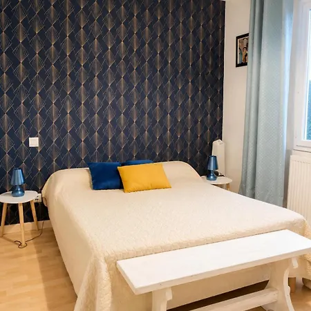 Logis La Cremaillere 2*