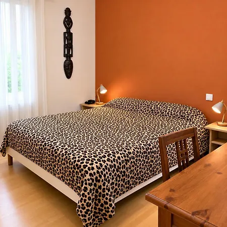 Logis La Cremaillere Hotell 2*
