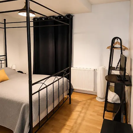 Hotell Logis La Cremaillere