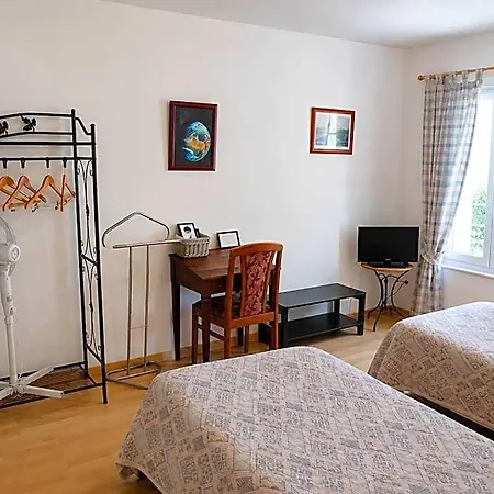 Logis La Cremaillere Hotel 2*